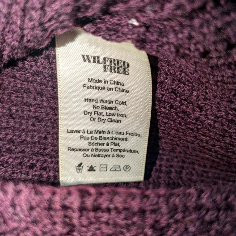 Aritzia Wilfred Free Wolter Plum Purple 100% Wool Waffle Knit V-Neck Sweater XXS